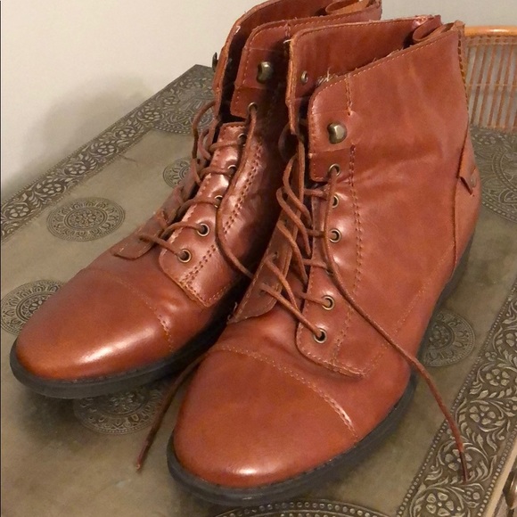 Bass lace up boots Clearance